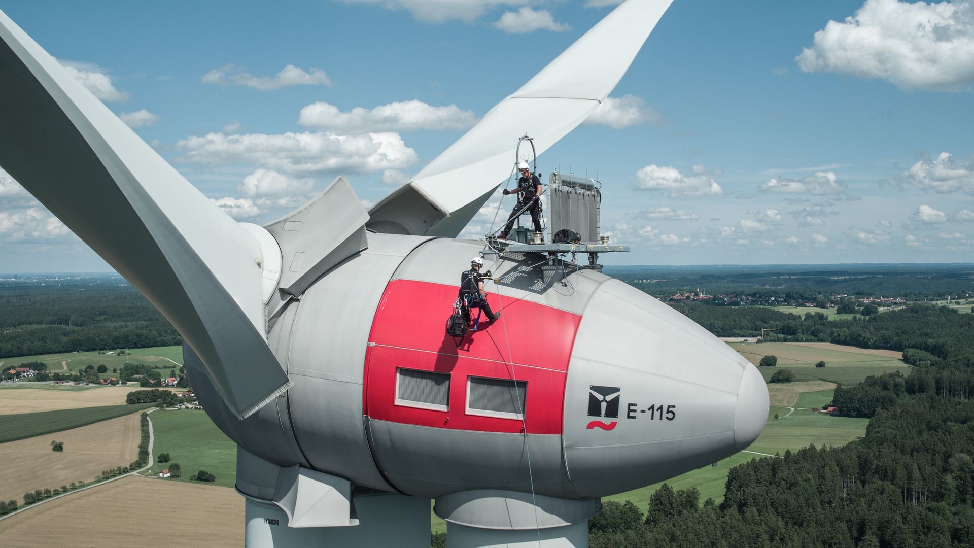 Turbine Enercon Techniciens sur turbine ENERCON